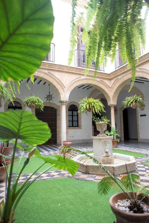 Gatu Premium Apartamento Palacio Oneto Con Jardin Privado " Preferente Mayores De 25 Anos Y Familias " El Puerto de Santa María Εξωτερικό φωτογραφία
