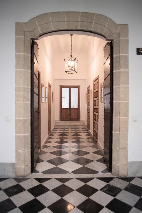 Gatu Premium Apartamento Palacio Oneto Con Jardin Privado " Preferente Mayores De 25 Anos Y Familias " El Puerto de Santa María Εξωτερικό φωτογραφία